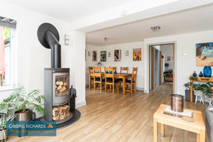 Log Burner- click for photo gallery